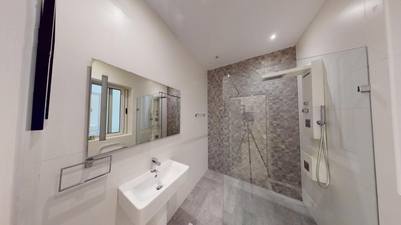 Spacious 3 Bedroom Maisonette Sliema Exterior photo